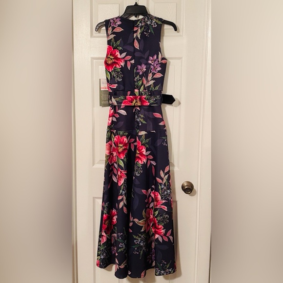 Melonie T Womens Belted Sleeveless Floral Evening Gown - Picture 3 of 13